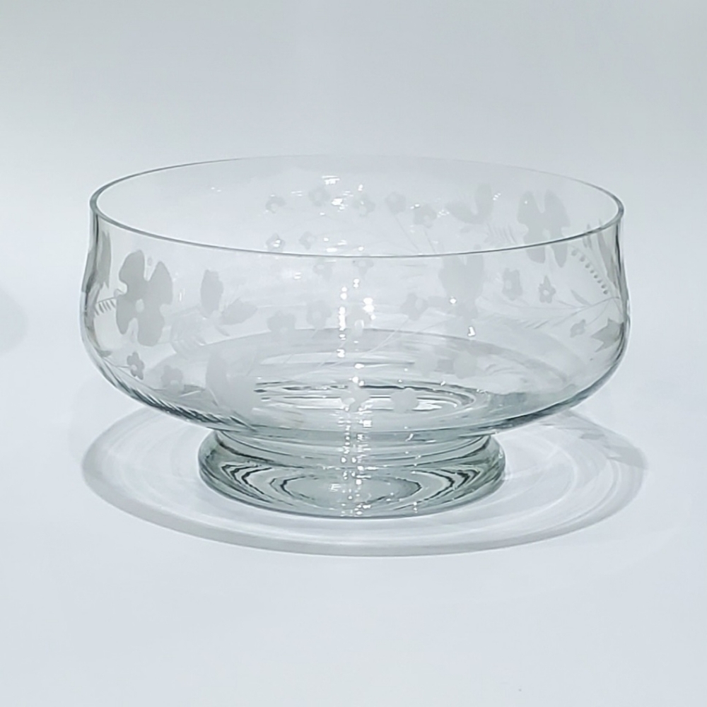 🇷🇴 8 1/2" Etched Floral Bowl with Thick Pedestal Base - Picture 11 of 16